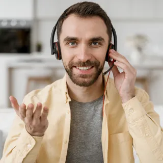 Boosting Your Phoenix Business's Online Presence with a Virtual Assistant