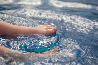 Why Verrucas Love the Locker Room: How to Avoid Picking One Up at the Gym or Pool