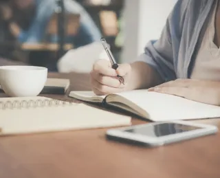 The Healing Power of Journaling: Rebuilding Your Life and Your Confidence