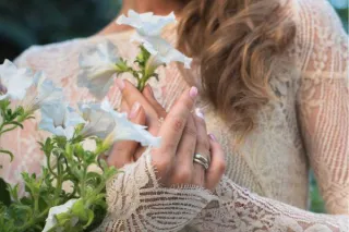 Reclaiming the Feminine: How Women Can Embody Their Power and Presence