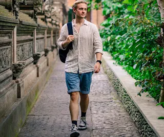 Safe Travels: 8 Tips To Stay Safe While Traveling Solo