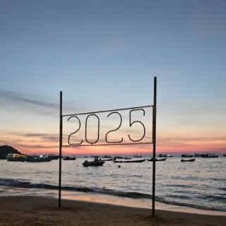 Happy New Year from Hairpreneur!