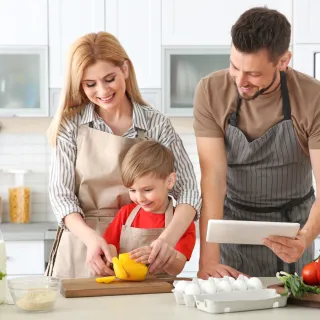 Did you know that mealtime can be an enjoyable adventure? 🍽️