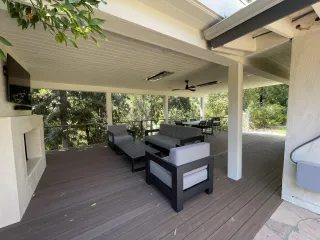 7 Benefits of Composite Decking for Your Outdoor Space