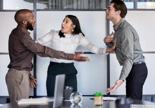 Konfliktmanagement und Eskalationsstufen – was Unternehmen wissen sollten