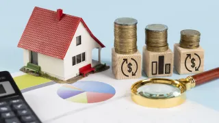 30-Year Mortgage Rates Drop Below 6%: What It Means for Homebuyers in 2024