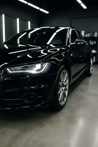 Ceramic Coating vs. Car Wax: The Ultimate Guide for Houston Drivers