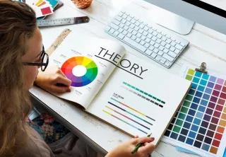 The Psychology of Graphic Design: How Colors and Fonts Influence Customers