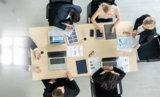 Navigating Economic Uncertainty: How Armada’s Strategic Advising is Reshaping Business Resilience