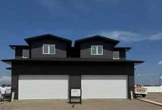 846/848 Delaet Bay