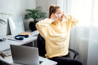 Near-Far Eye Exercises: Improve Your Eyesight Naturally & Boost Eye Health