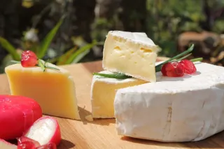 Los secretos detrás de un Camembert demasiado líquido: Un vistazo a la ciencia del queso