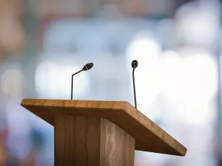 Stop Letting Fear Hold You Back: Confident Public Speaking Strategies