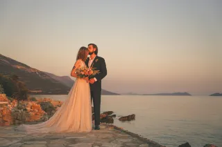 Digital vs. Printed Wedding Albums: Which One Should You Choose?