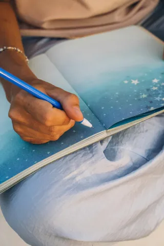 How to Keep a Dream Journal: The Key to Lucid Dreaming Success