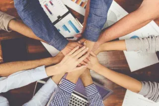 Enhancing Team Dynamics: Strategies for Conducting Effective Team Building Activities