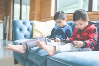 Screen Time Strategies: Balancing Technology Use in a Digital Age