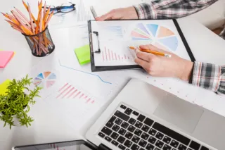 Keep ‘em Coming Back: Build a Loyal Customer Base with These Restaurant Marketing Tips