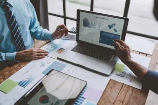 What Is a Financial Coach & How They Transform Your Finances