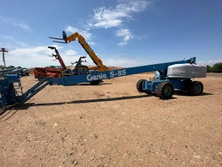 2008 Genie S-85 Boom Lift