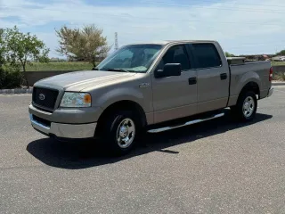 2005 Ford F150 Crew Cab v8 2WD