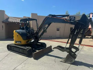 2019 John Deere 50G Excavator with Thumb