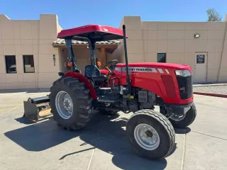 2023 Massey Ferguson 2607 H Grader Special