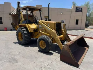 1985 John Deere 510B Backhoe Extendahoe