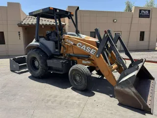 2018 CASE 570NEP Skip Loader Low Hours