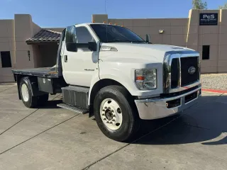 2019 Ford F-750 Single Cab Flatbed Under CDL