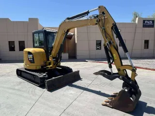 2020 CAT 305.5E2 Enclosed Cab Excavator