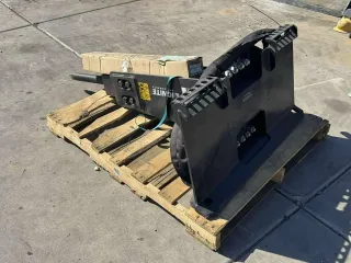 Brand New Breaker Hammer S70 Mini With Warranty