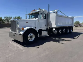 2007 Peterbilt 379 Super 16 Dump Truck