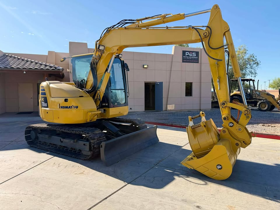 2019 KOMASTU PC78US Enclosed Excavator