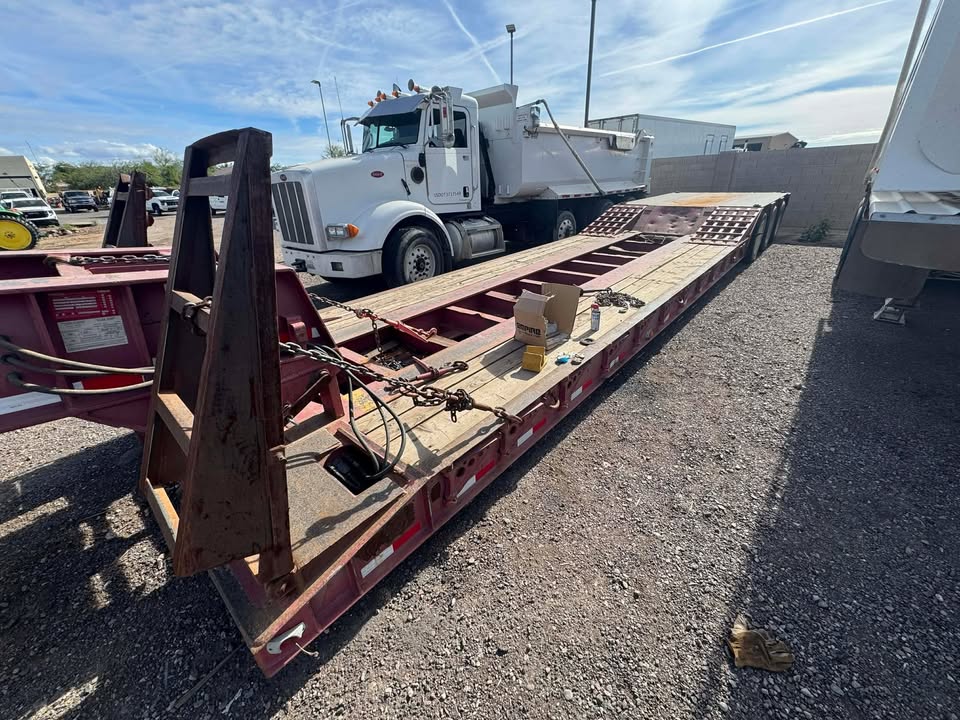 2017 WITZCO CHALLENGER Lowboy Semi Trailer