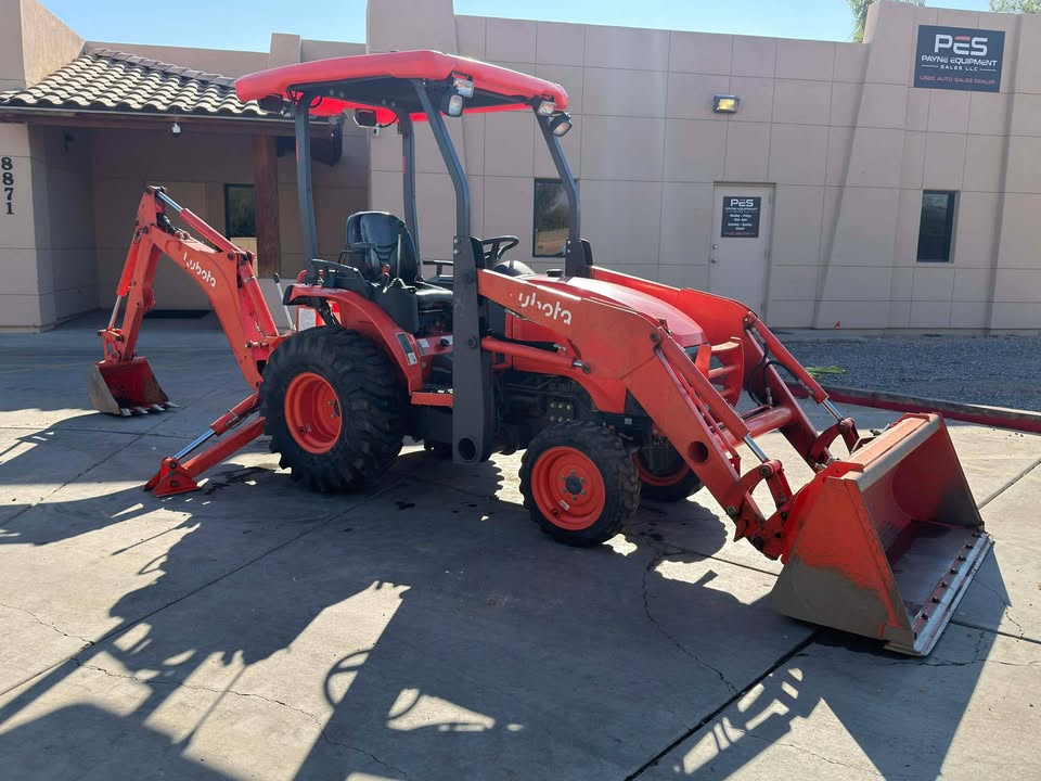 2022 Kubota B26 Backhoe Tractor