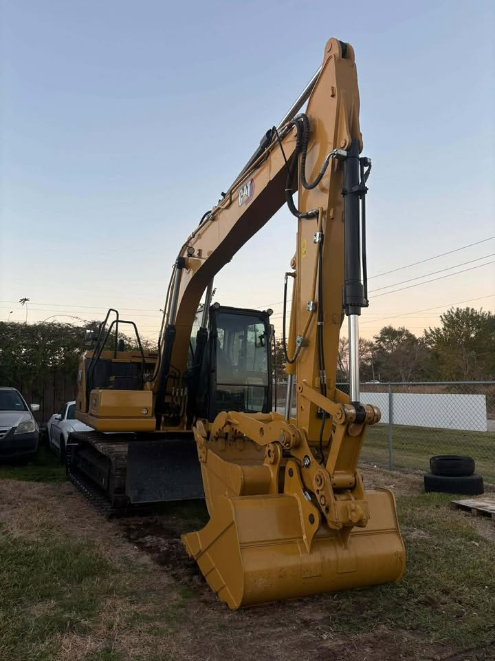 2022 CAT 313 GC Excavator Low Hour