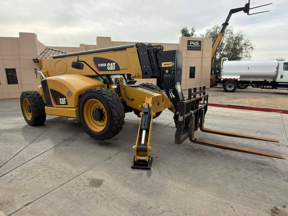 2020 CAT TL1055D Telehandler Enclosed