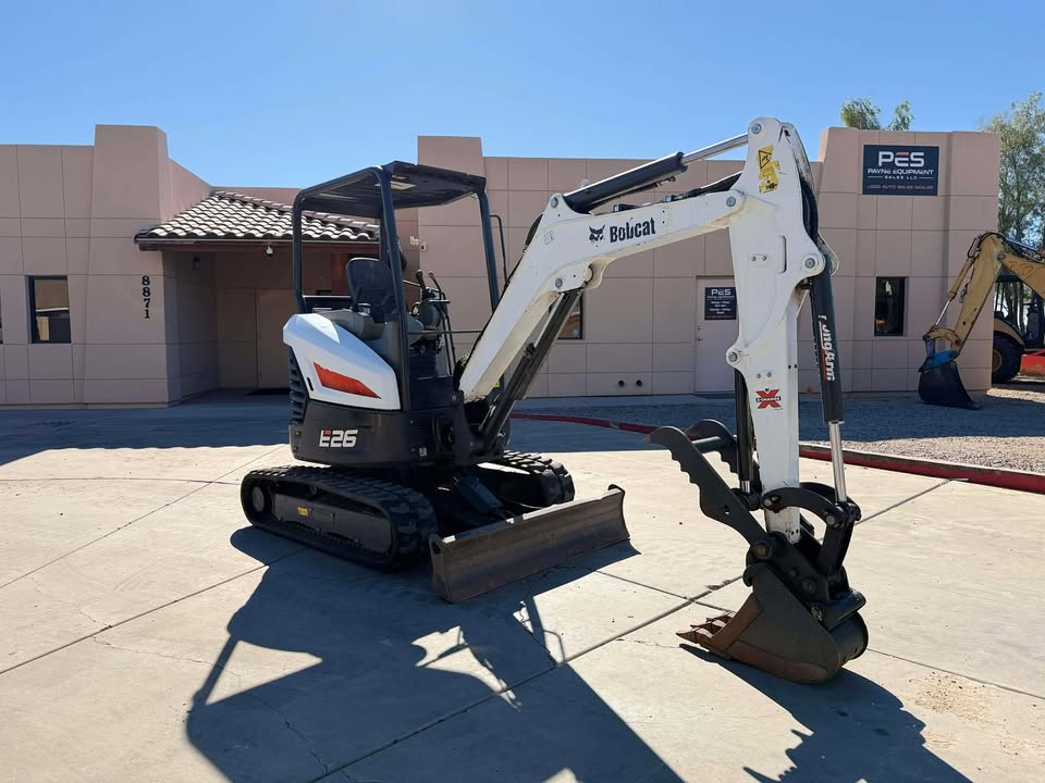 2020 Bobcat E26 Mini Excavator with Thumb
