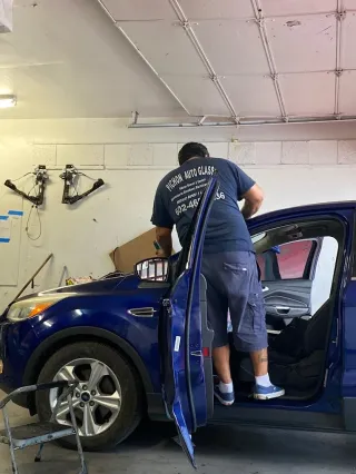 Does Insurance Cover Windshield Replacement in Arizona