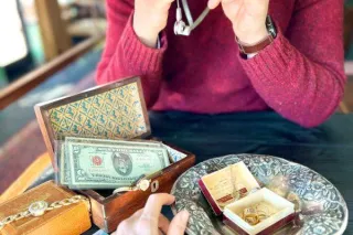 Avoid These 5 Costly Mistakes When Selling to Jewelry Buyers in North Carolina