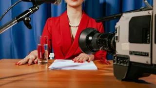 7 Must-Have Elements of a Professional Press Kit for a Film
