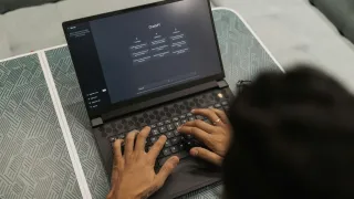How Filmmakers Can Use ChatGPT to Find and Pitch the Right Investors