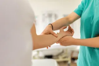 Addressing Carpal Tunnel Syndrome With Physical Therapy