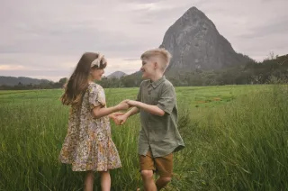 How to Help Your Child Feel Comfortable During a Photoshoot