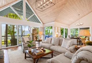 The Best Practices for Cleaning Upholstered Furniture Regularly