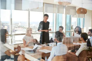 Cultivating Authentic Confidence: Empowering Women Leaders to Overcome Imposter Syndrome
