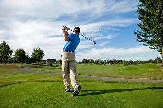 How Chiropractic Care Can Relieve Shoulder Pain and Improve Your Golf Game in Evansville