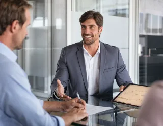 How to Become a Financial Advisor in Ontario