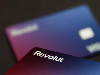 Lessons for Directors from Revolut’s Crowdfunding Dispute: Navigating Legal Risks in High-Stakes Business Relationships.
